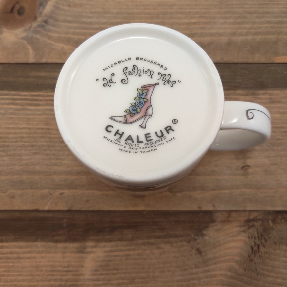 Chaleur Michelle Broussard "Old Fashion Rules" Mug - Picture 6 of 6